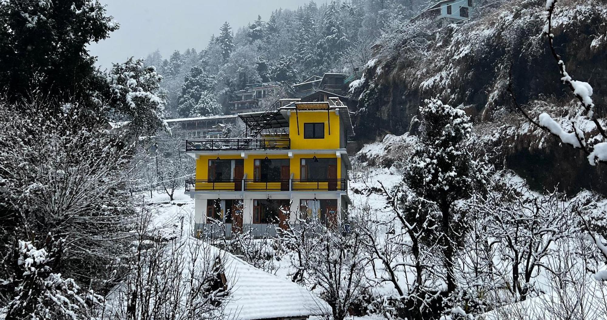 Firefly Hostel Manāli Exterior foto